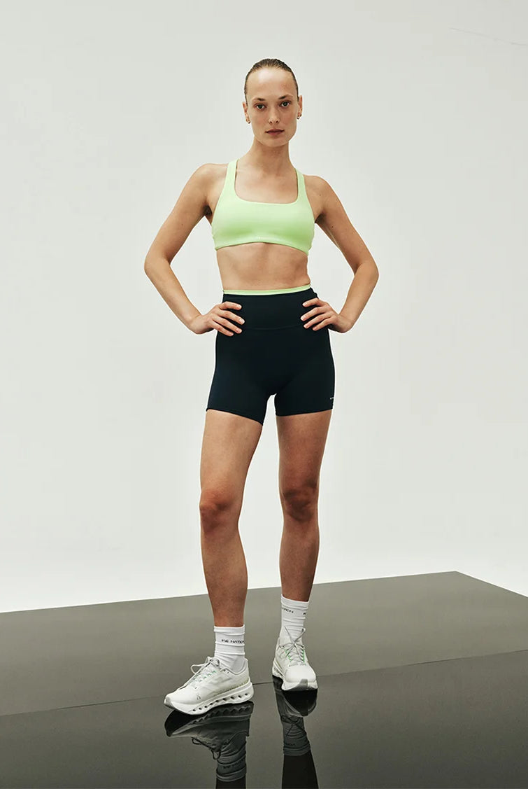 P.E Nation - Signature Scoop Sports Bra (Kiwi Green) P.E Nation