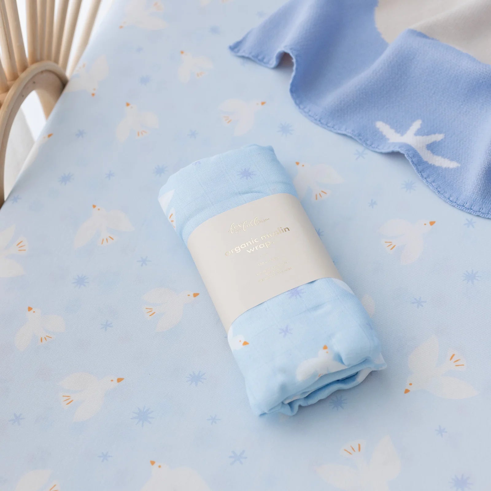 Fox & Fallow - Organic Muslin Wrap (Pink Doves) Fox & Fallow