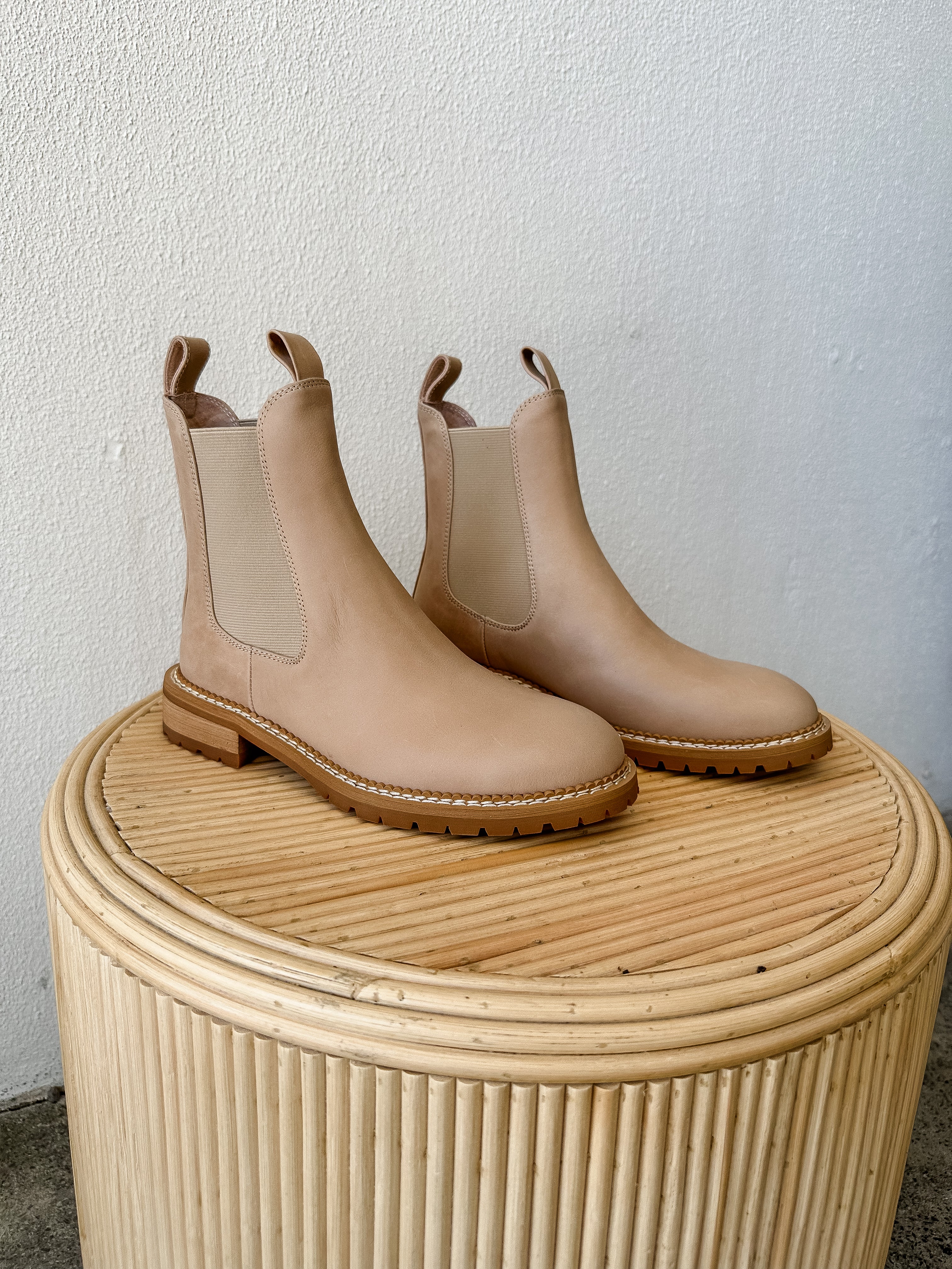 Mollini Roccom - Latte Leather / Natural Sole Mollini
