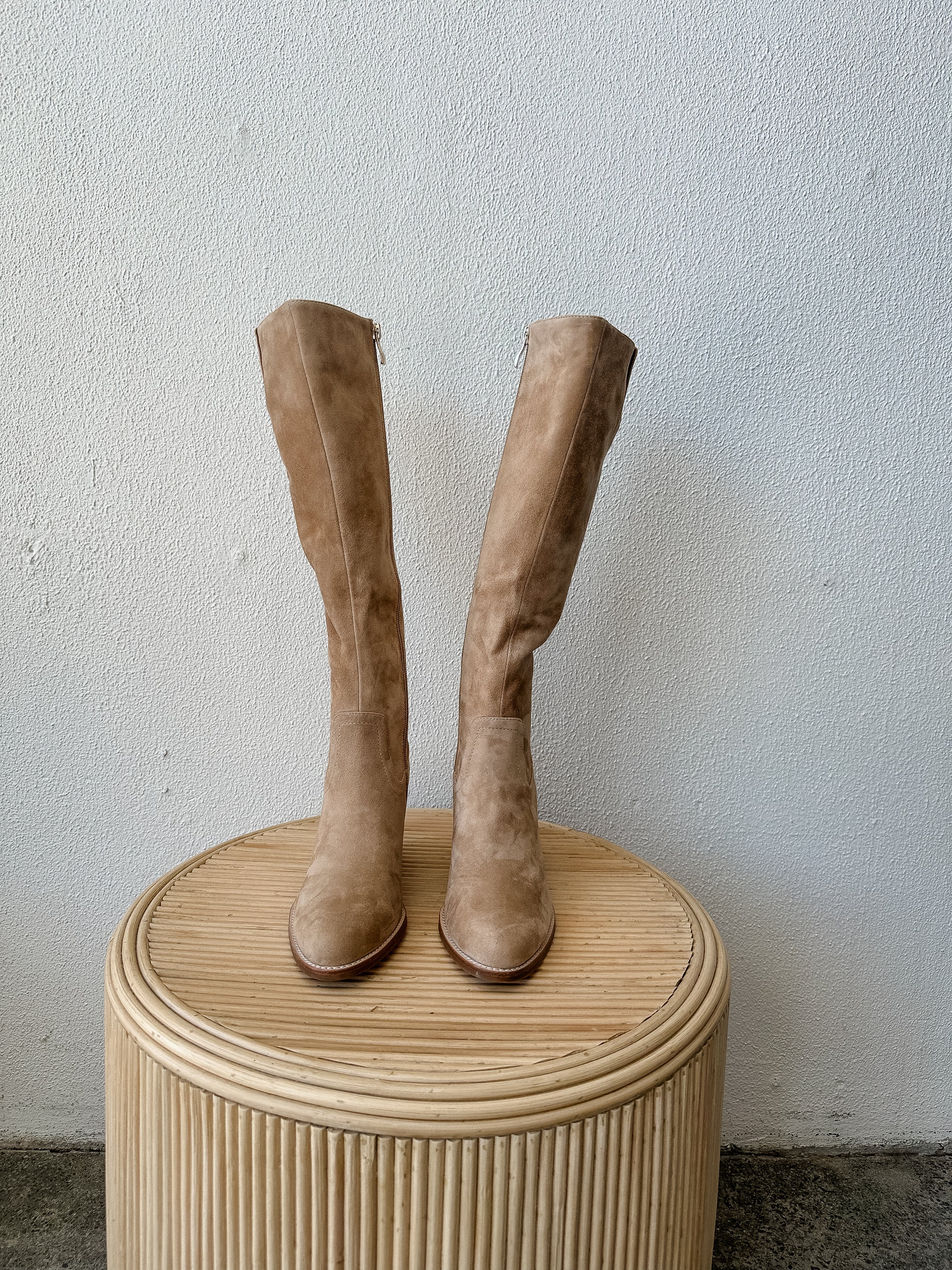 Mollini Cosmmo Suede - Camel / Natural Mollini