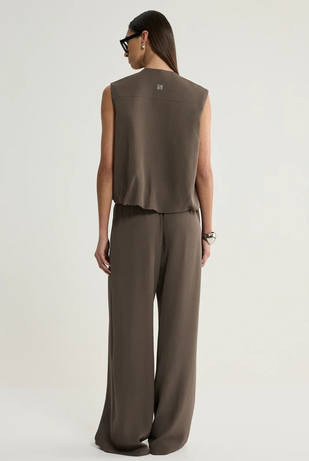 Elka Collective - Margot Vest (Taupe) Elka Collective