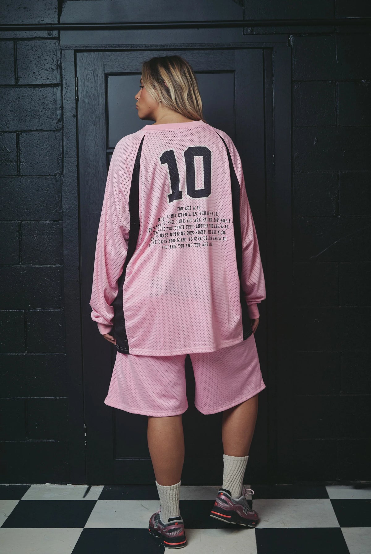 Sabbi - The 10 Mesh Top (Pink) Sabbi