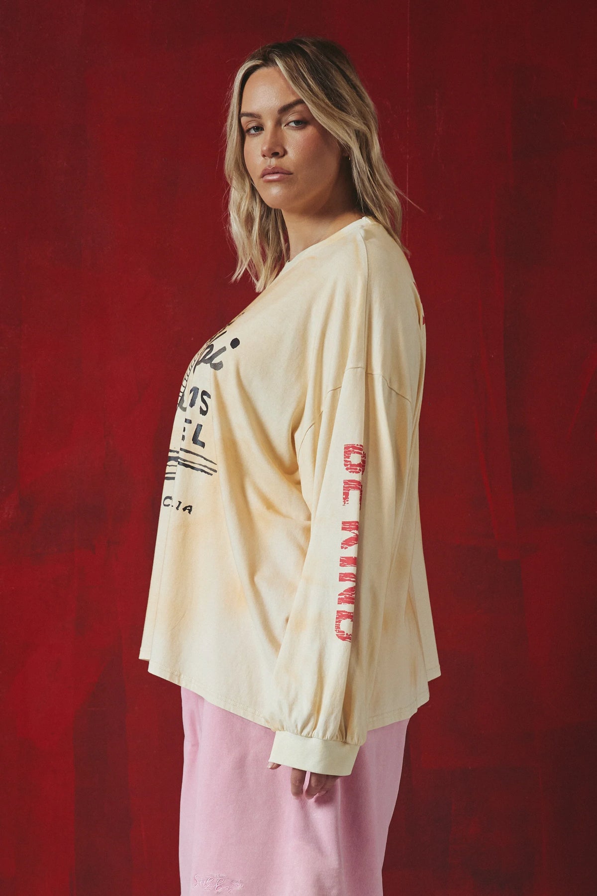 Sabbi - The Palms Hotel Long Sleeve Tee (Pastel Peach) Sabbi
