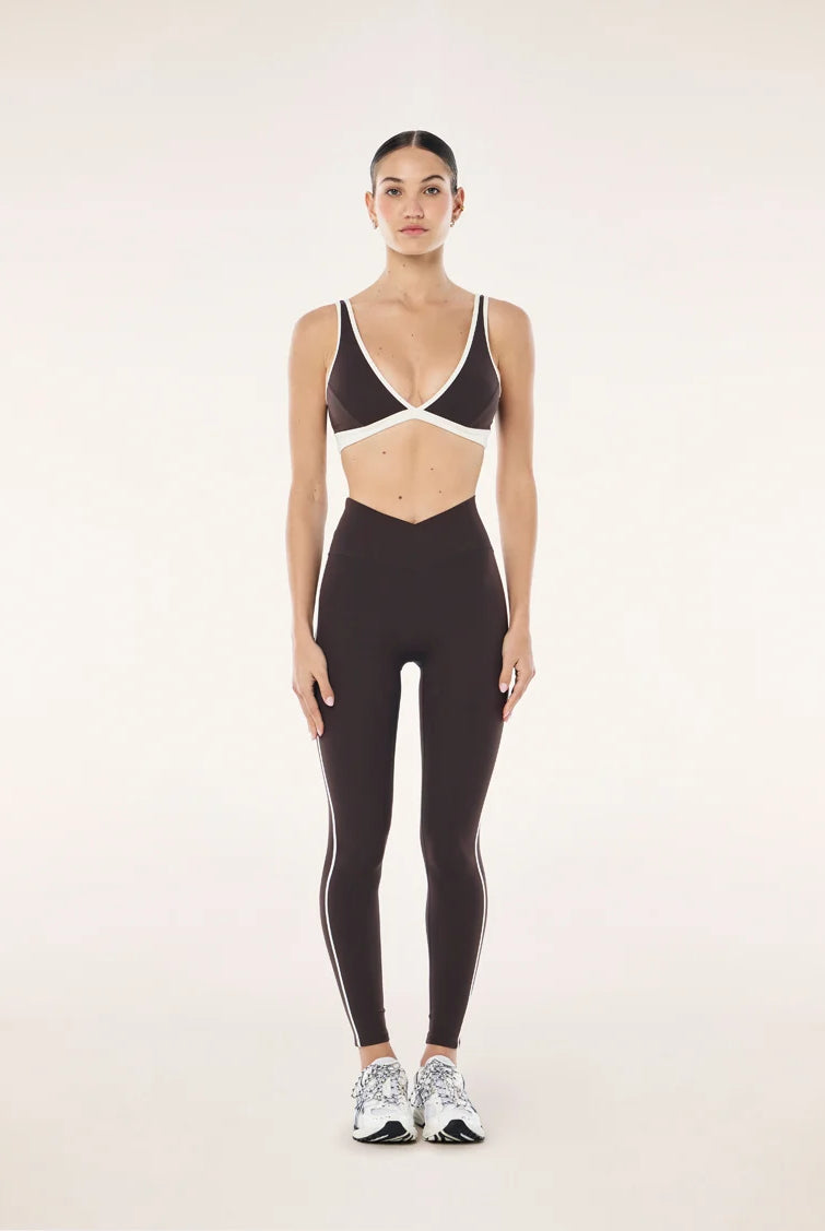 P.E Nation - Vibe Sports Bra (Coffee/Whisper White) P.E Nation