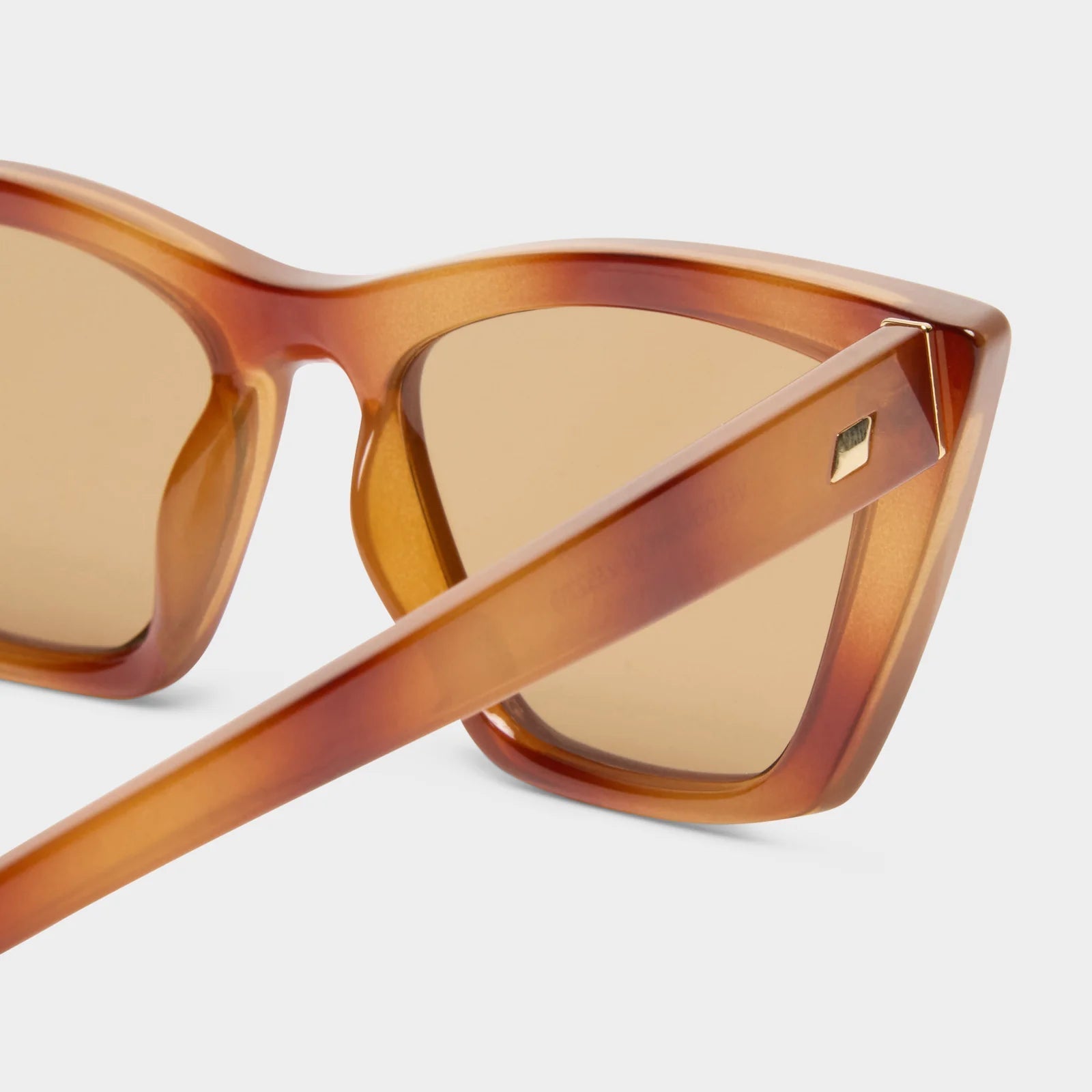 Le Specs - Velodrome (Vintage Tort) Le Specs