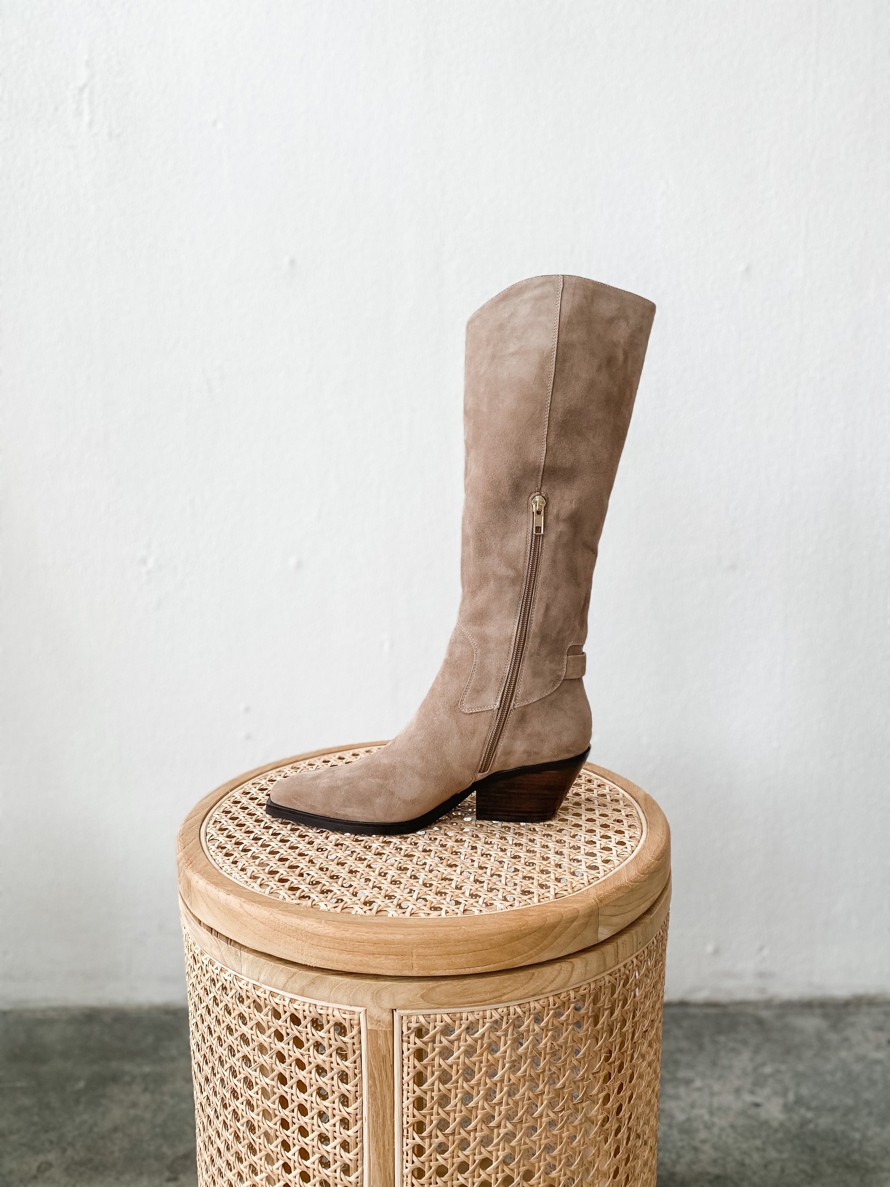 Mollini Relax - Coffee Suede Mollini