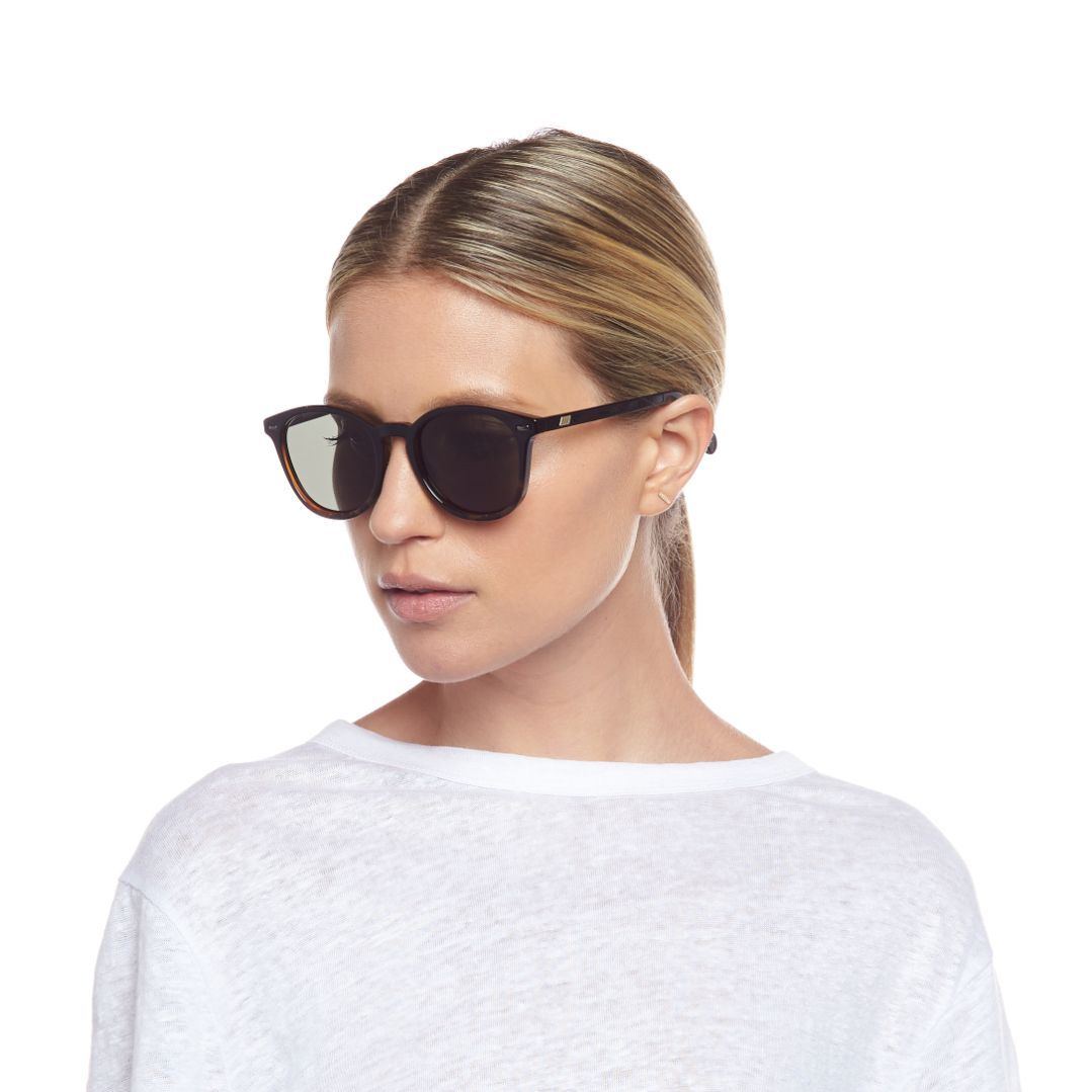 Le Specs - Bandwagon (Black Tort) Le Specs