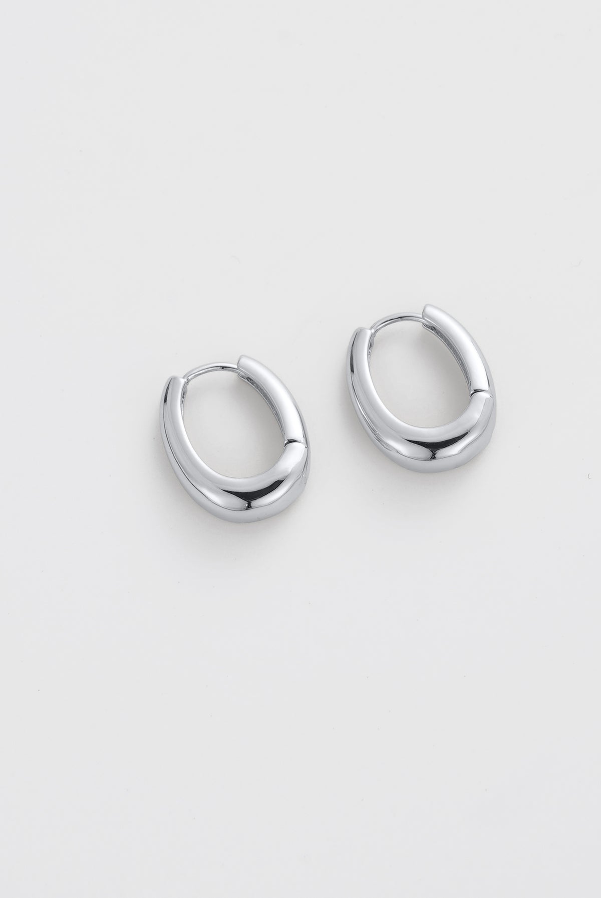 Zafino - Pia Hoop Medium (Silver) Zafino