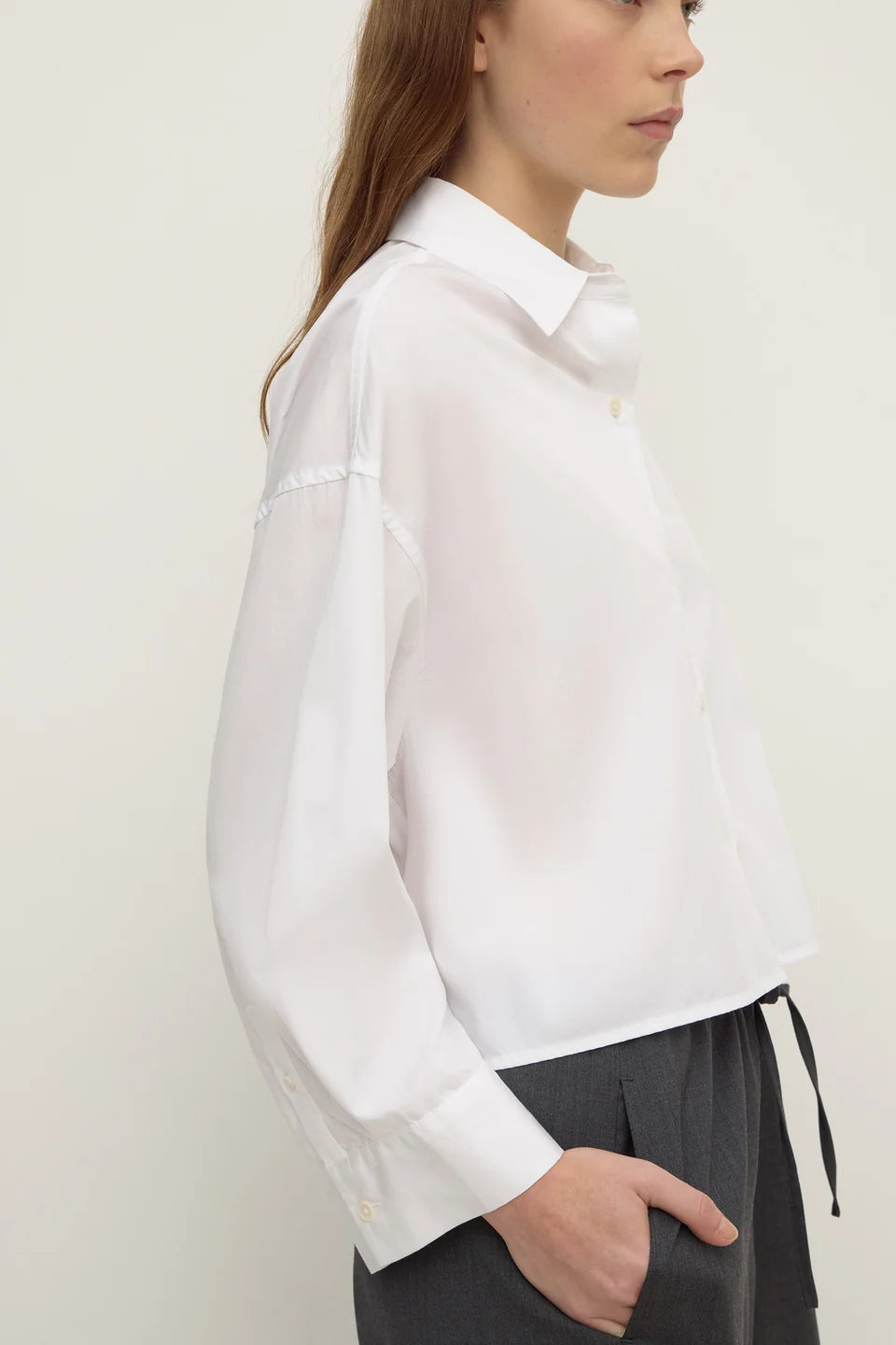 Assembly Label - Aurora Cropped Poplin Shirt (White) Assembly Label