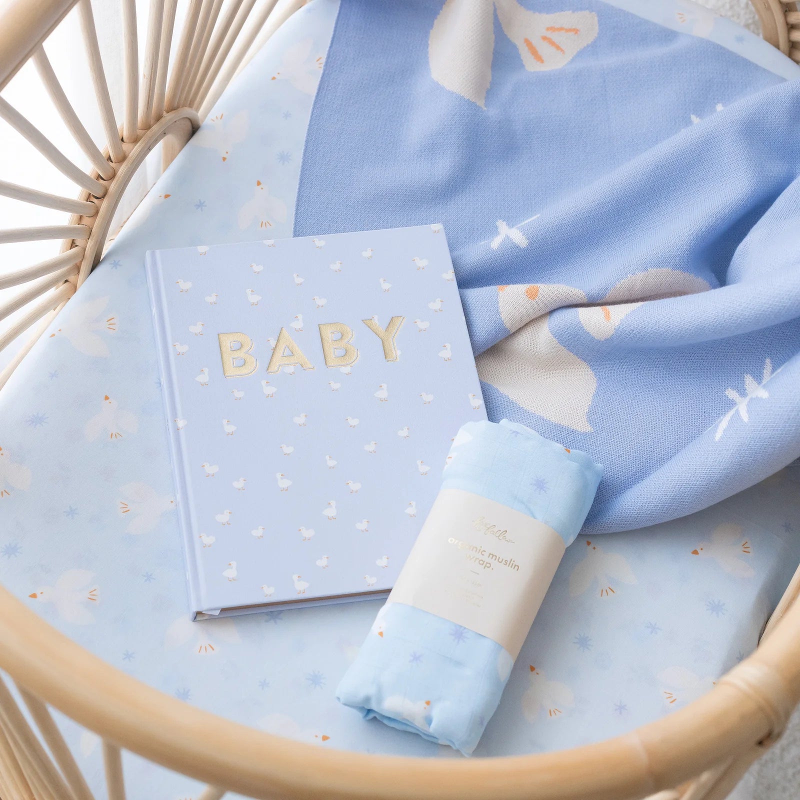 Fox & Fallow - Organic Muslin Wrap (Pink Doves) Fox & Fallow