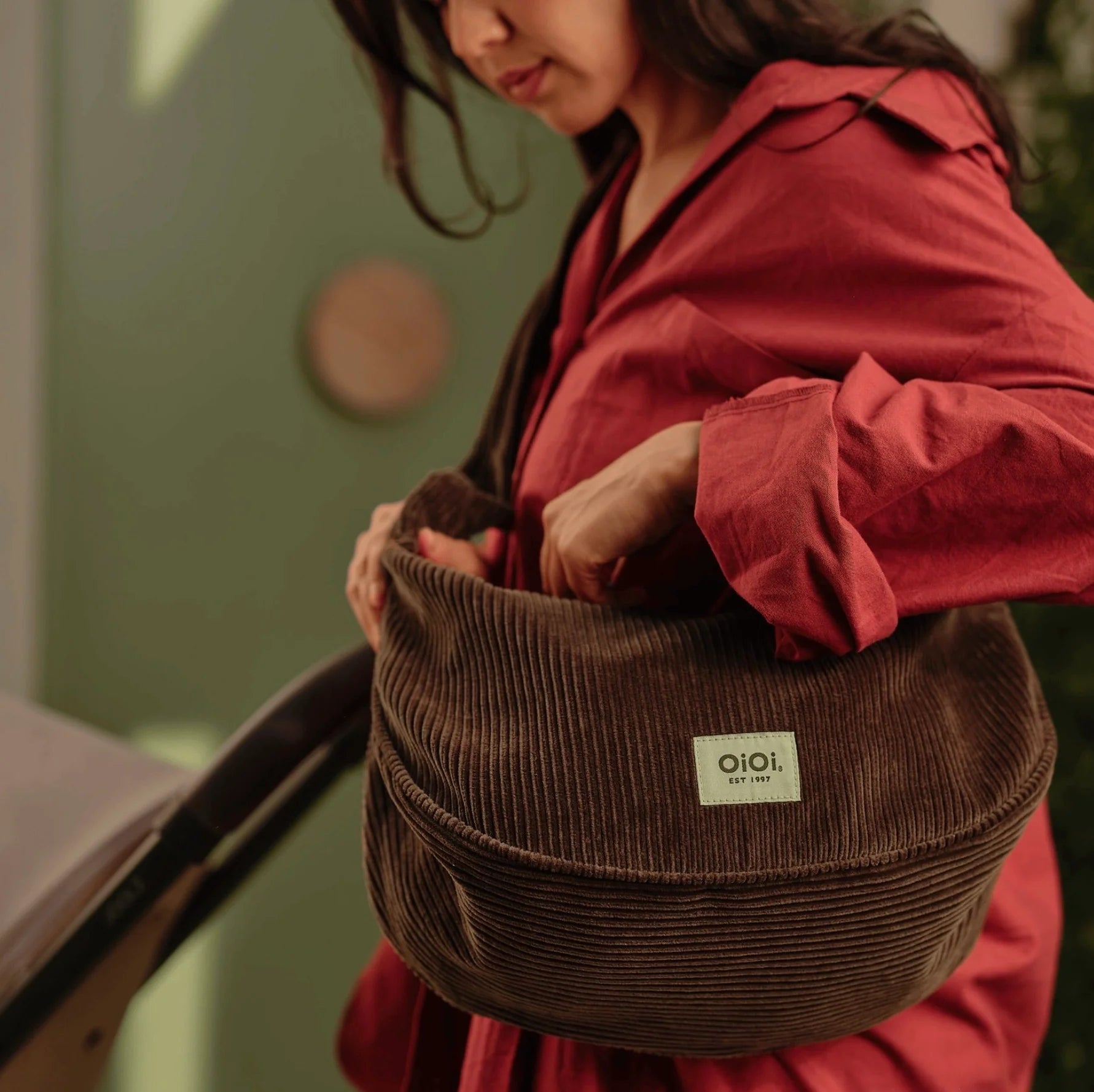 OiOi - Luna Crossbody (Chocolate Brown Corduroy) OiOi