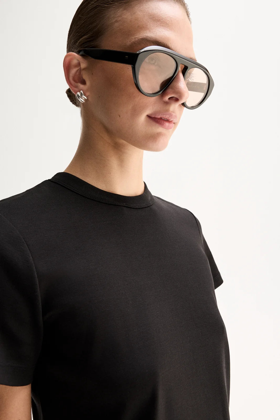 Elka Collective Zoe Tee - Black Elka Collective