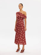 Kivari - Saro Midi Dress (Brick) Kivari
