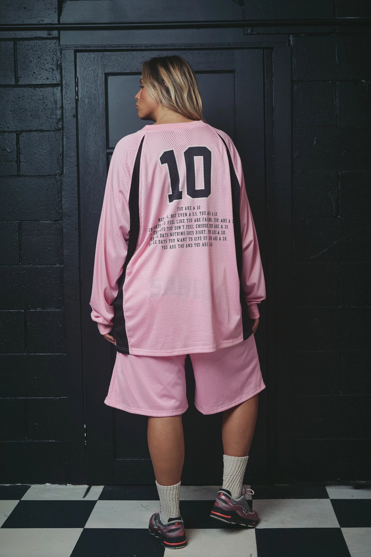 Sabbi - The 10 Mesh Top (Pink) Sabbi